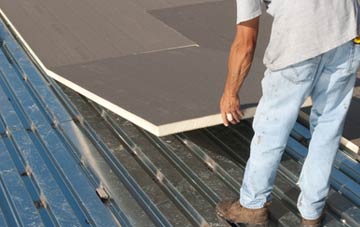 benefits of insulating Llanglydwen flat roofing