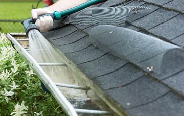 Llanglydwen gutter cleaning costs